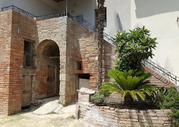 Montevenere 83