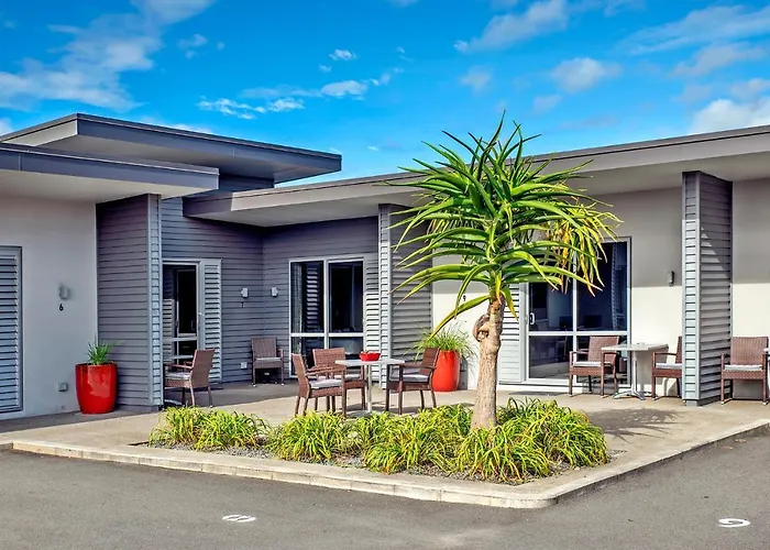 37 The Landing Motel