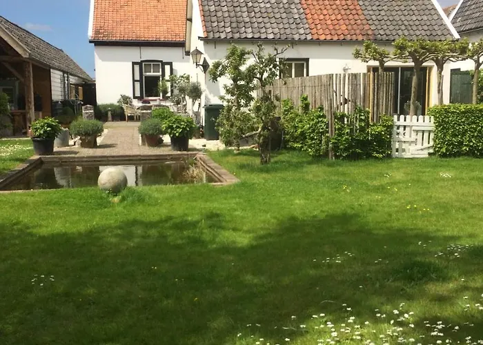 Het Koetshuis