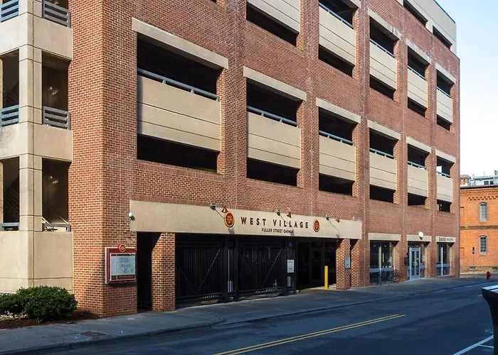 Trifecta 2Br Free Parking Modern Superhost