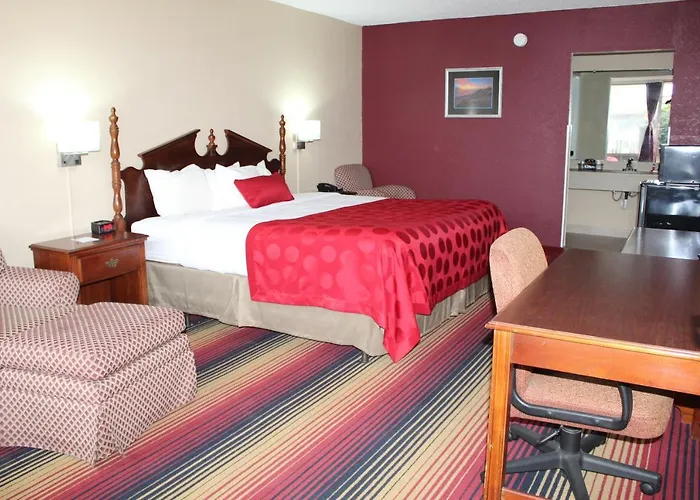 Days Inn By Wyndham Perry Near Fairgrounds