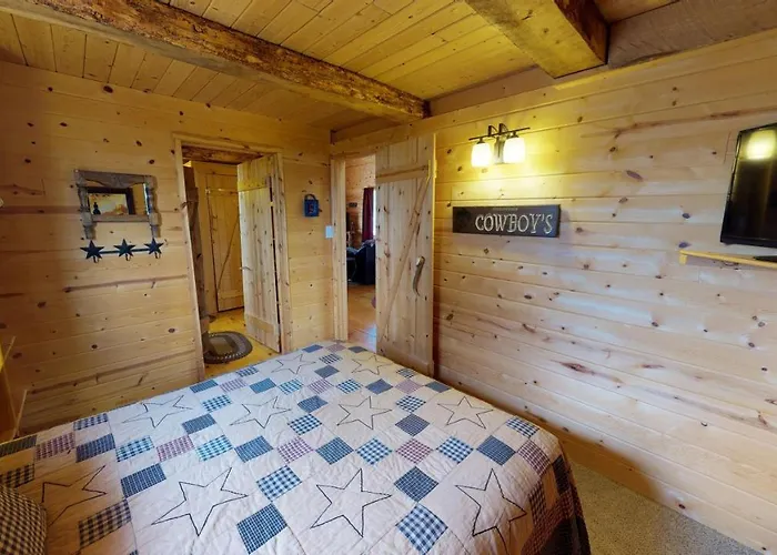 Ranch Mountain Cabin, Stunning! Campfire, Hiking