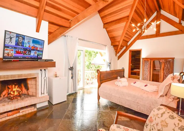 La Reserve Suites