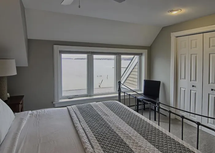 312 Water Street Inn