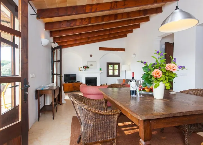 Oliver Moragues Grandhouse & Vineyard