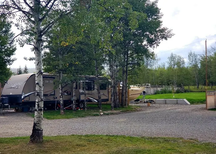 100 Mile Motel & Rv Park