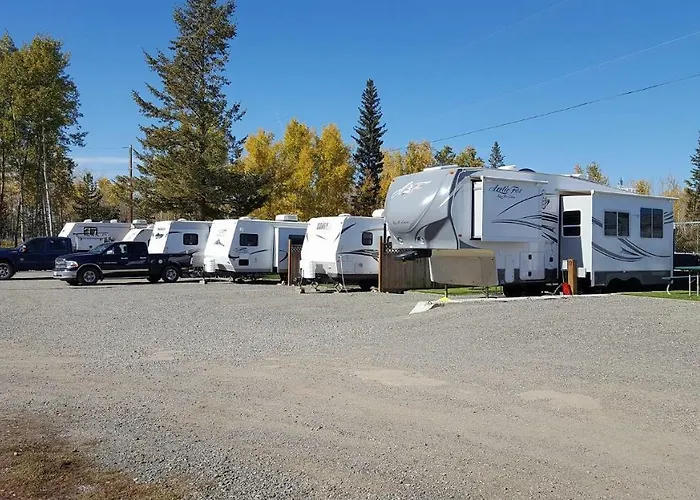100 Mile Motel & Rv Park