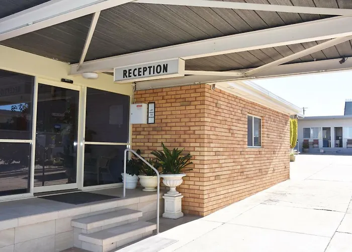 Hillview Motel
