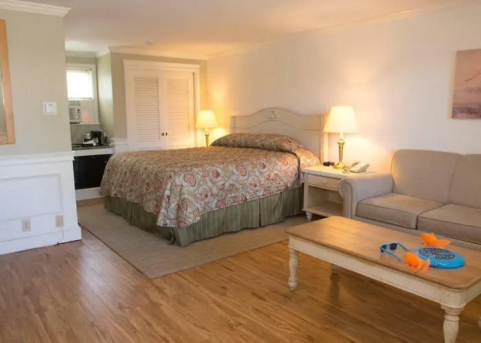 The Cove Motel