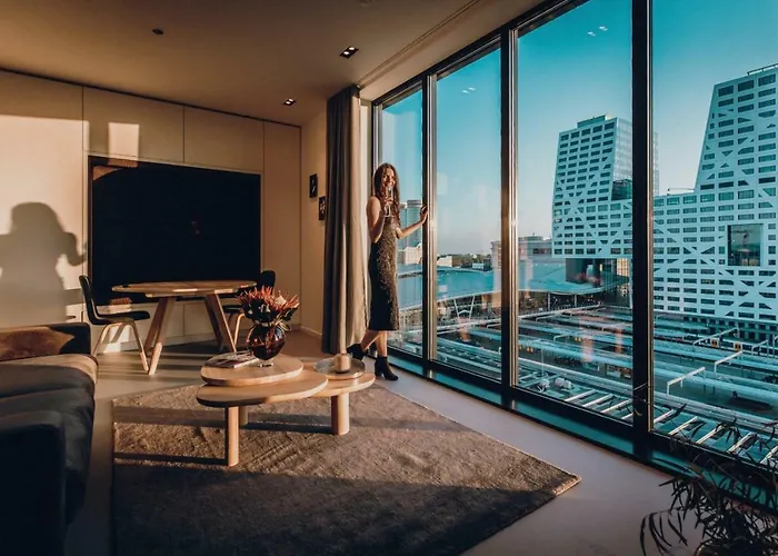 Creative Valley Nest - Luxury Rooftop Apartments