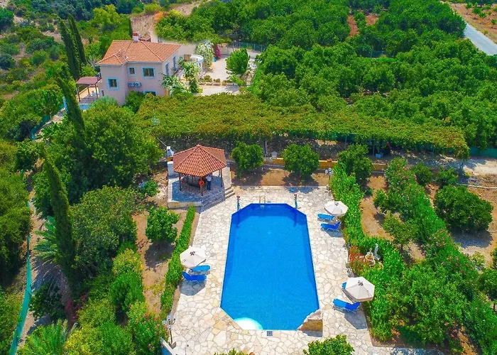 Villa Athina Finiki
