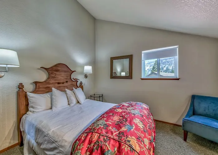 2Br Loft Centrally Located Kirkwood Condo - Great Value