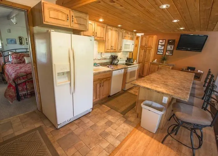Brettelberg Slopeside Condos E9