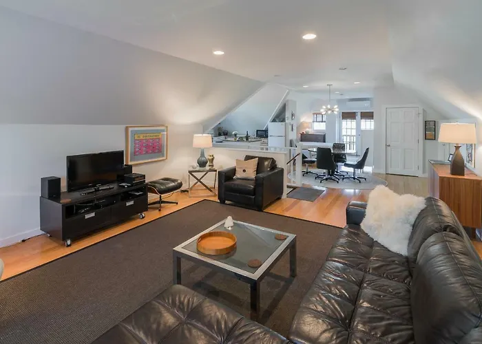 The Carriage House Loft