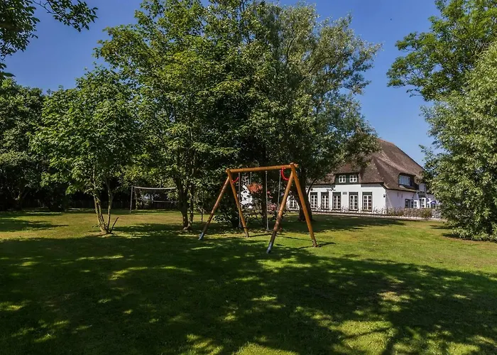 Farmhouse In De Cocksdorp Near Beach
