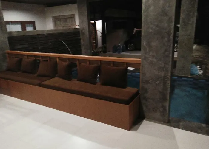 Made House Homestay And Dormitory