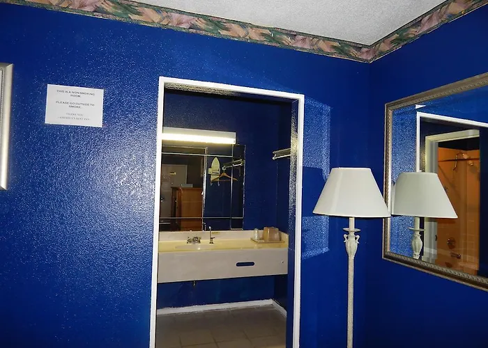 America'S Best Inn Montgomery
