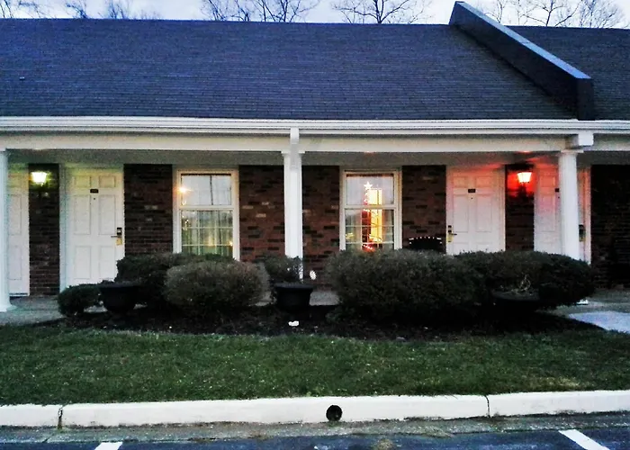 The Hometown Inn