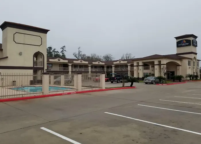 Homebridge Inn And Suites