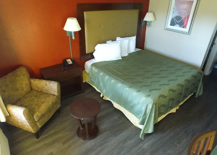 Cross Road Motel