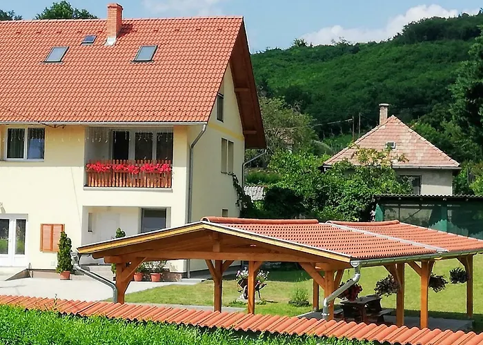 Lotuszvirag Vendeghaz