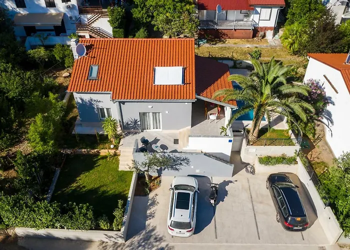 Villa Artaturi