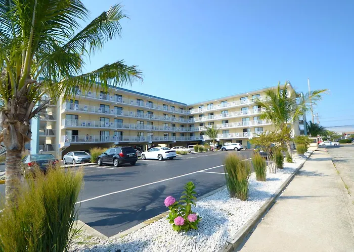 Coastal Palms Inn And Suites