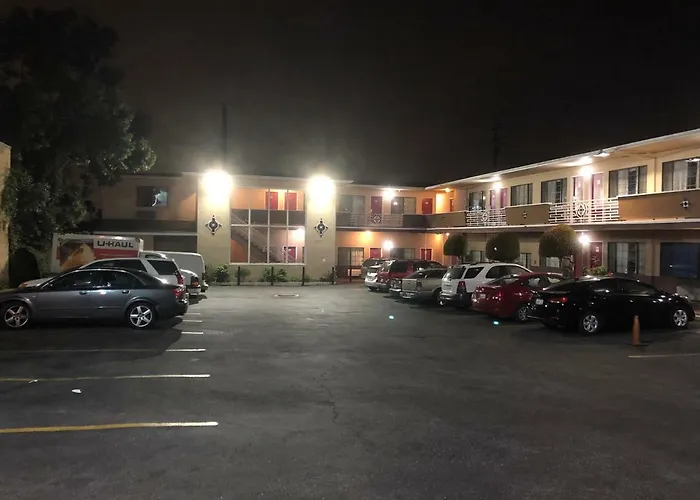 Whittier Travel Inn