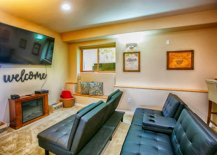 Nederland Getaway Home