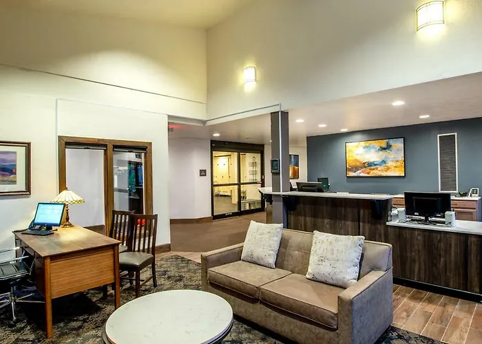 Sandstone Creek Club Condominiums