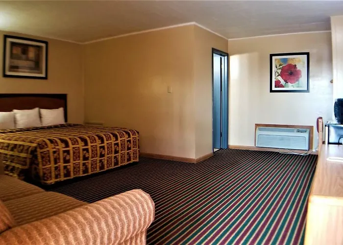 Grand Motel