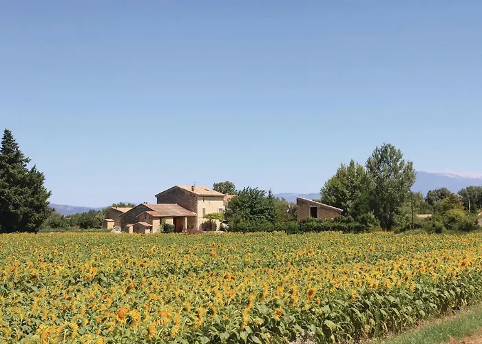3 Bedroom Awesome Home In Pernes Les Fontaines
