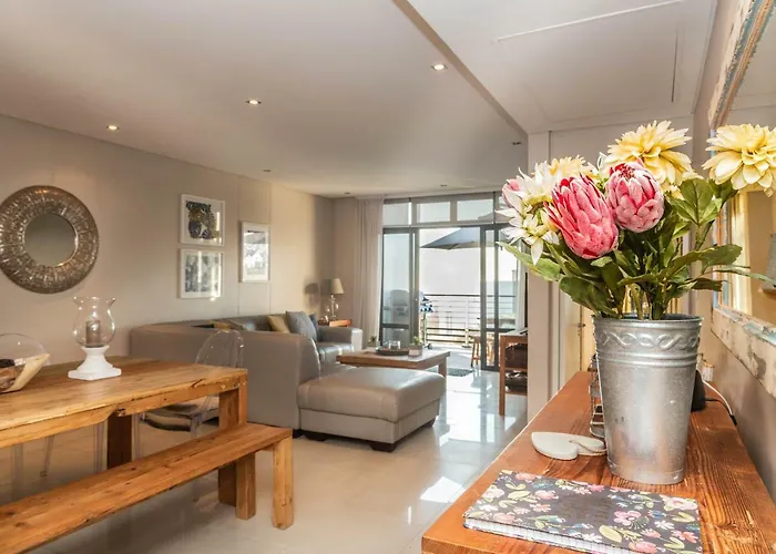 Luxury Ocean View 2 Bed Apartment 259 Eden On The Bay, Blouberg, Cape Town