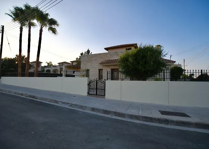 Villa Trachonas
