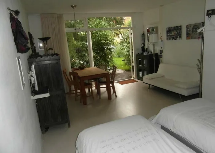 Achter het witte huis