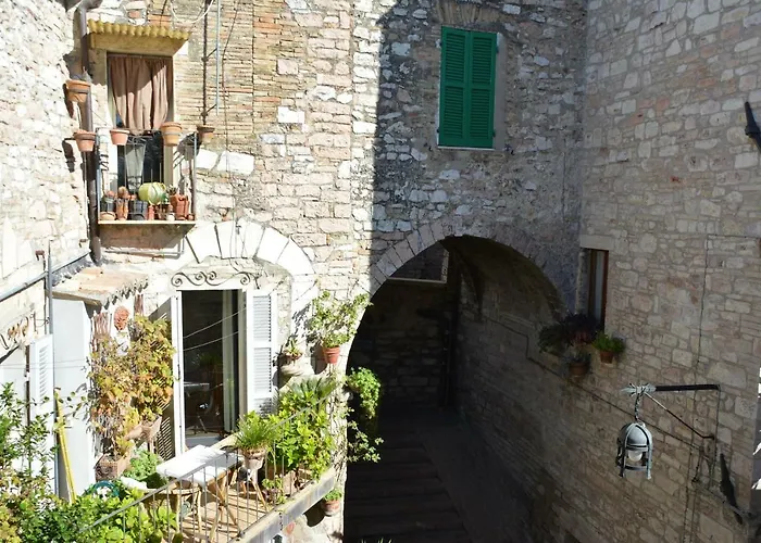 Palazzo Calocci Appartamenti In Assisi