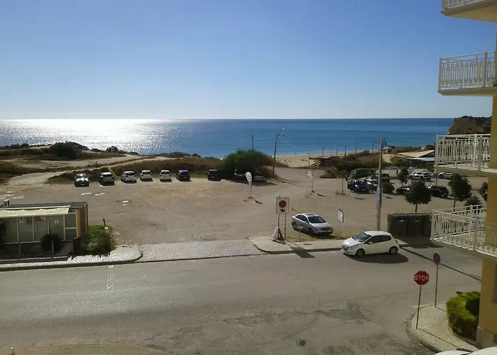 Gui Beach House