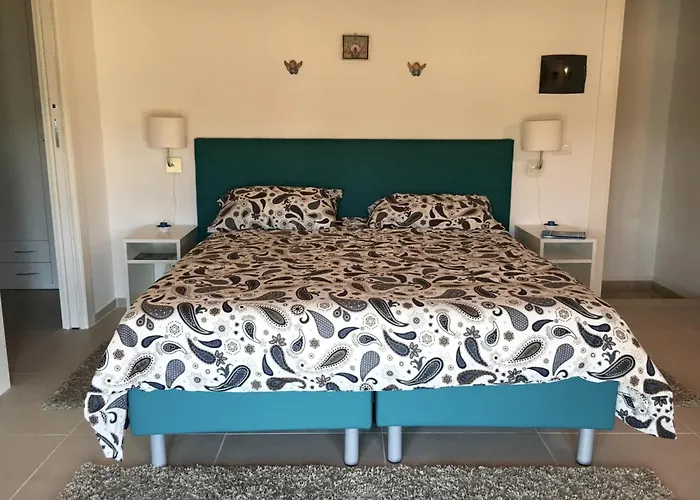 Casale Vignazze - Villa In Campagna Ideale Per 8-10 Persone A 500 M Dalla Spiaggia Di Punta Secca