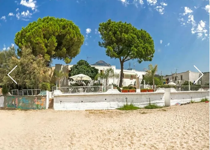Villa Sulla Spiaggia Diamante