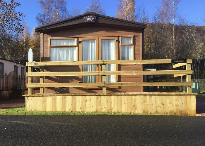 Dunroamin Lodge