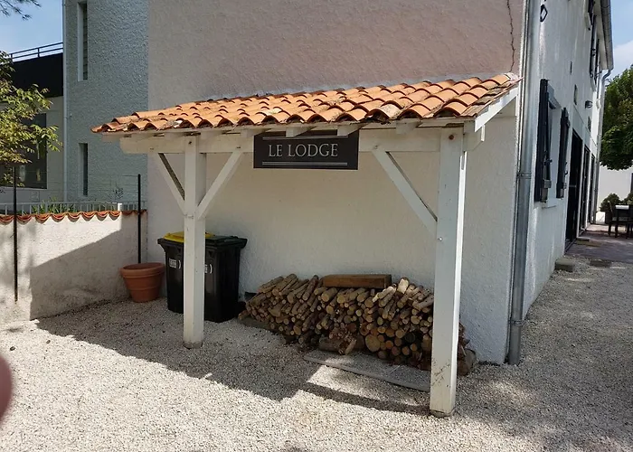 Le Lodge