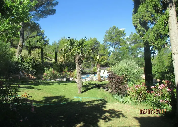 Villa Boulou