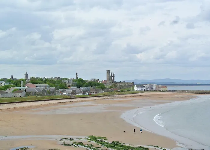 St Andrews Holiday Home - Bay Views