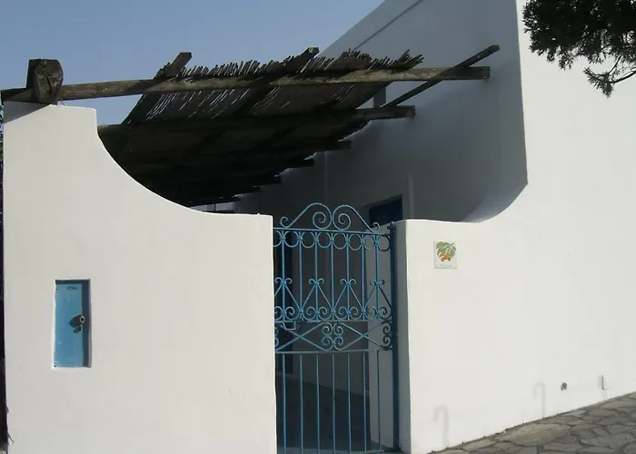 Villa In Panarea - Nespolo