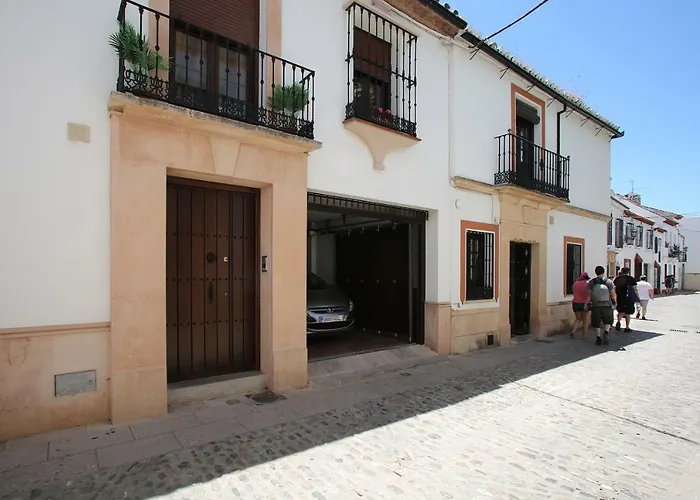 Holiday House Tenorio