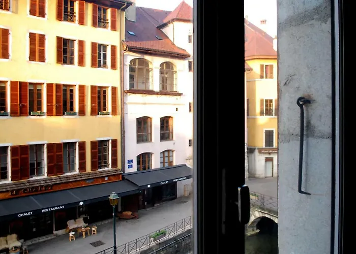 Gite Urbain Au 2Bis - Annecy