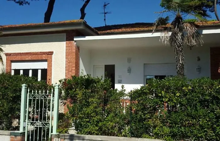 Villino Piera, 250 M Dal Mare