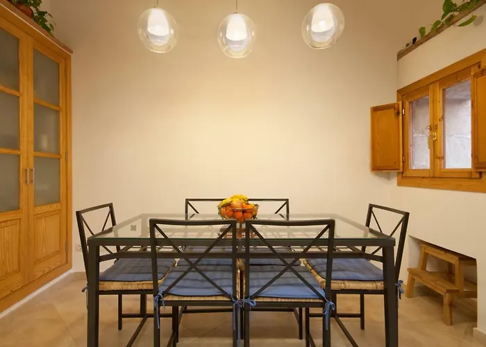 Casa Aina, 15