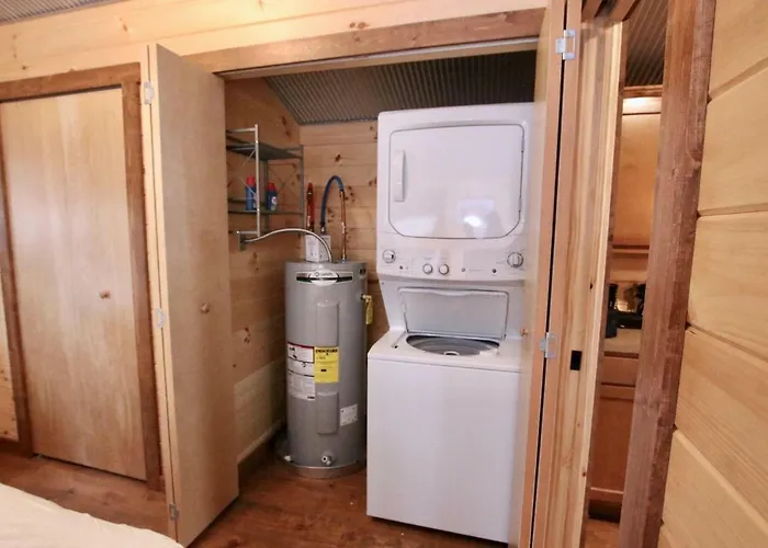The Cayo Cabin, Millersburg Ohio