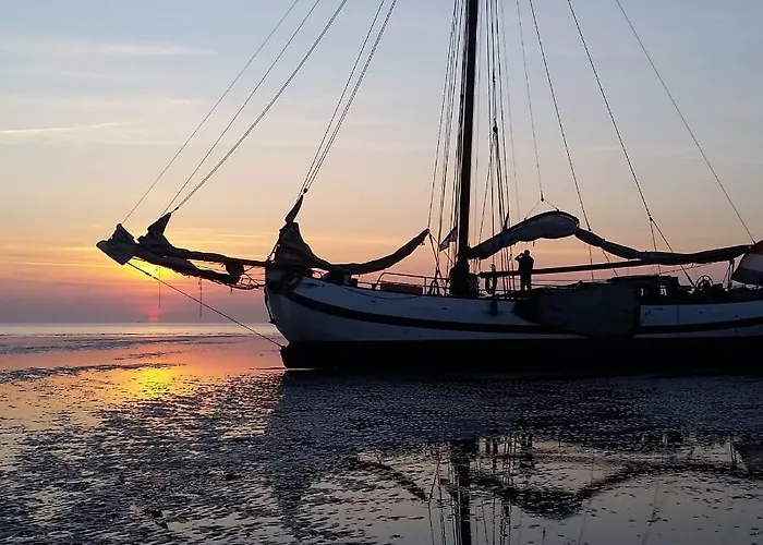 Tjalkjacht Pelikaan Volendam